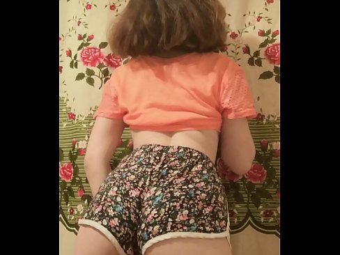 ❤️ Sexy mladá kočka svléká šortky před kamerou. Tvrdé porno u nás cs.kanalmoscow.ru ❌️